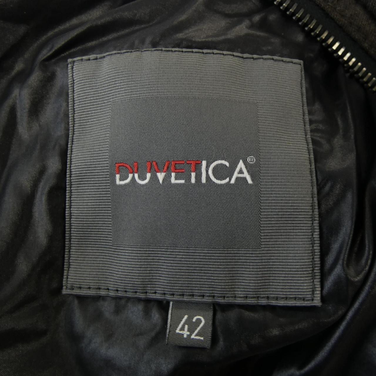デュベティカ DUVETICA ダウンコート