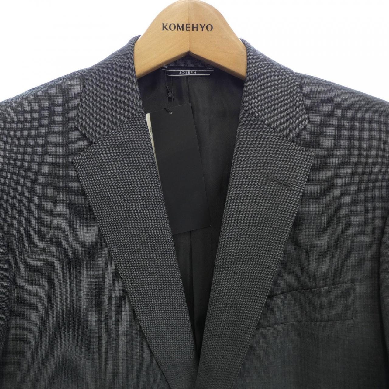 Joseph JOSEPH suit