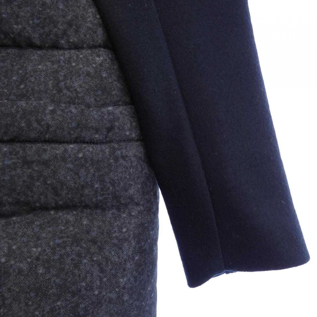 アルマーニコレツィオーニ ARMANI collezioni ダウンジャケット