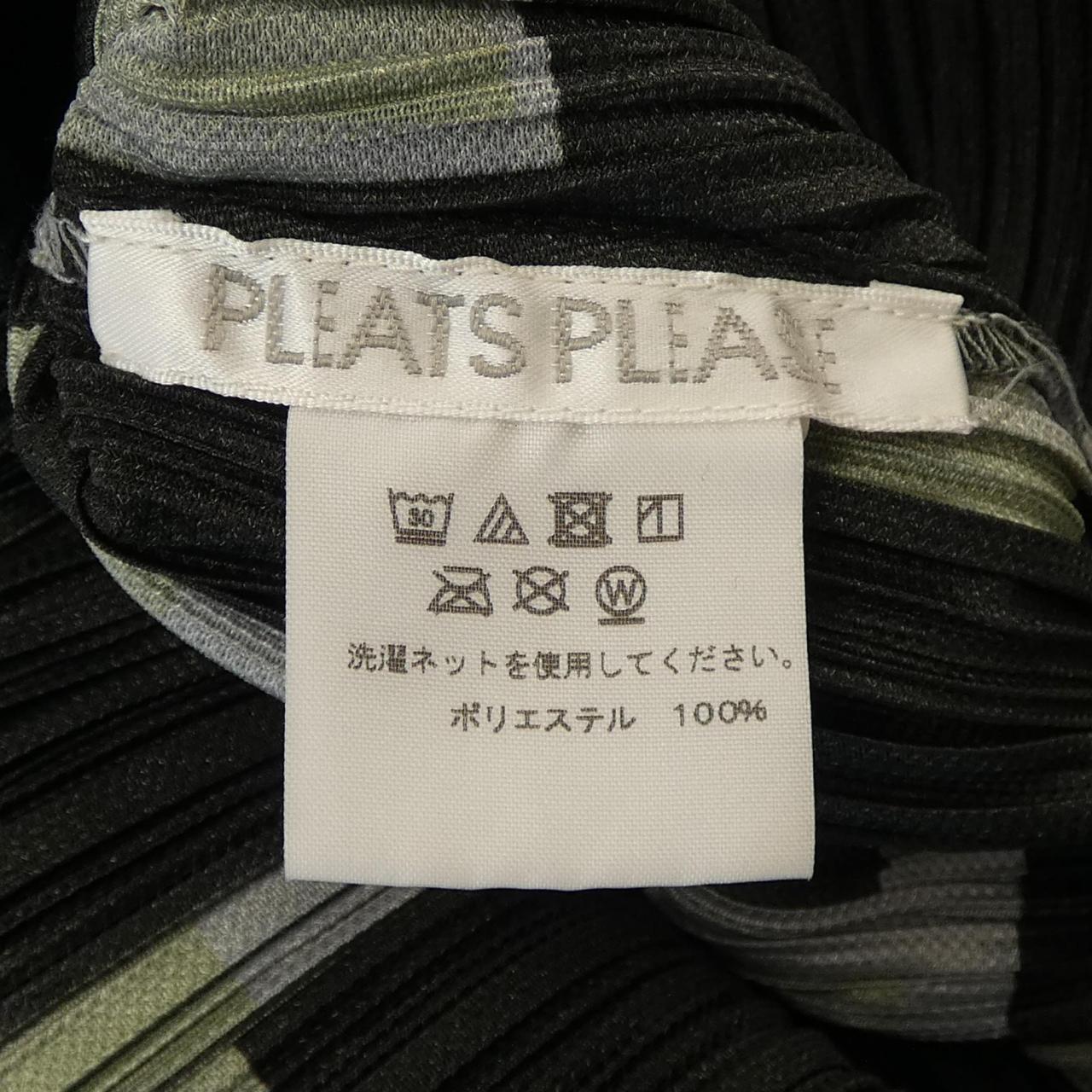 百褶PLEATS PLEASE上衣
