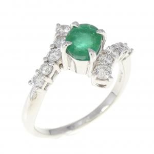 emerald ring
