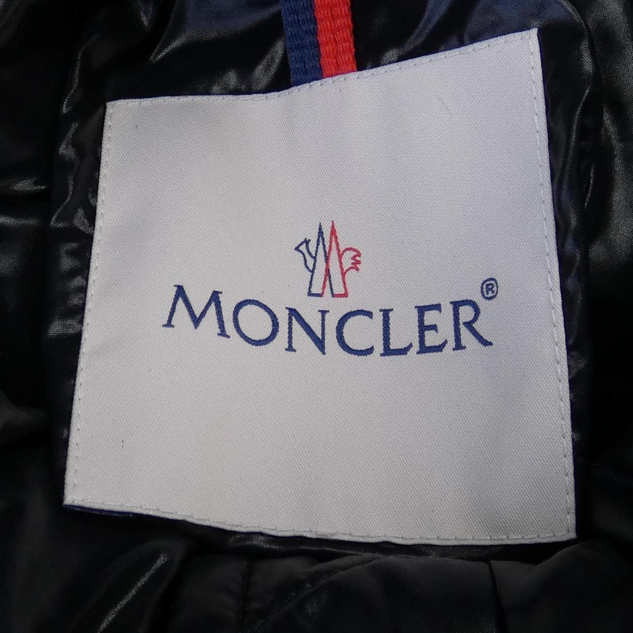 モンクレール MONCLER ダウンジャケット