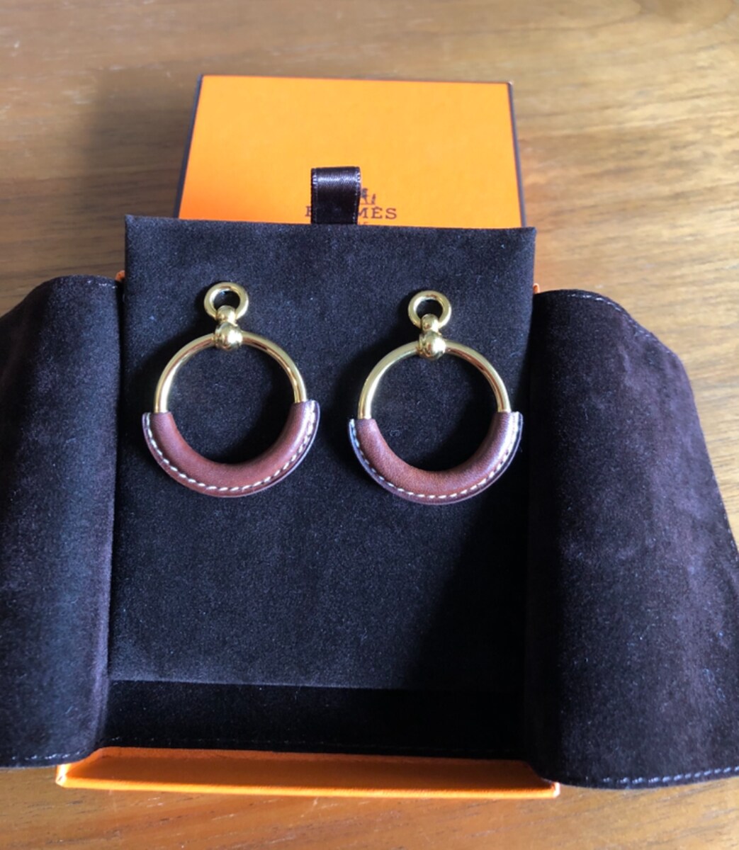 オンライン HERMES エルメス LOOP ピアス ゴールド ブラック レザー