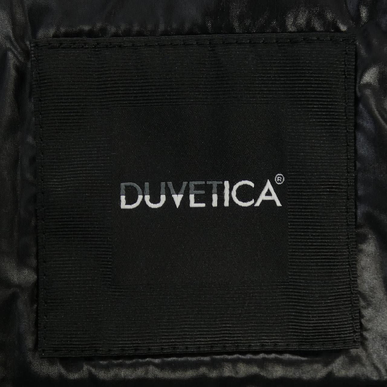デュベティカ DUVETICA HYDROGEN ダウンジャケット