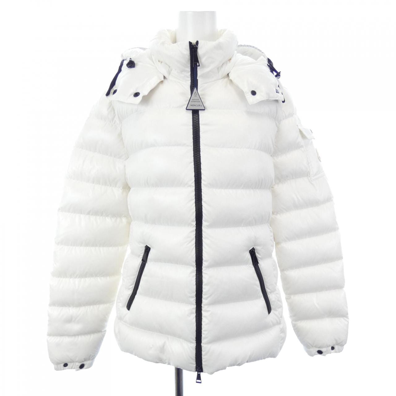 モンクレール MONCLER ダウンジャケット