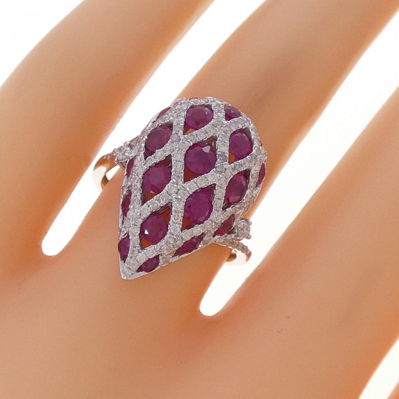 K18WG ルビー リング 1.07CT