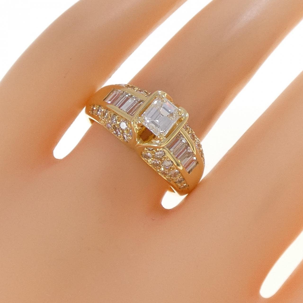 K18YG ダイヤモンド リング