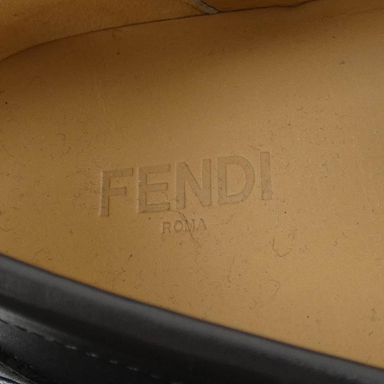 FENDI芬迪鞋履