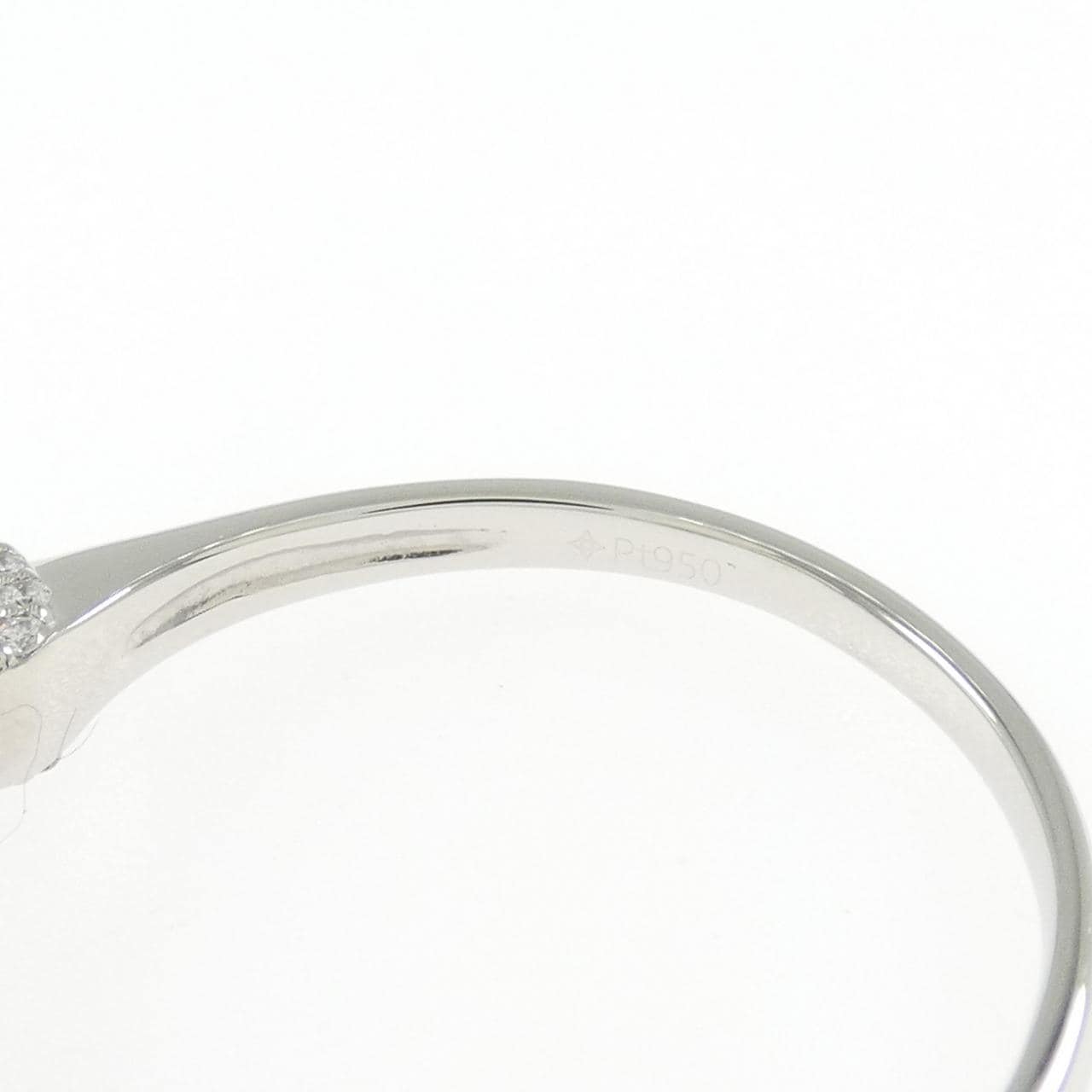 ジーエスティービー ダイヤモンド リング 0.70CT