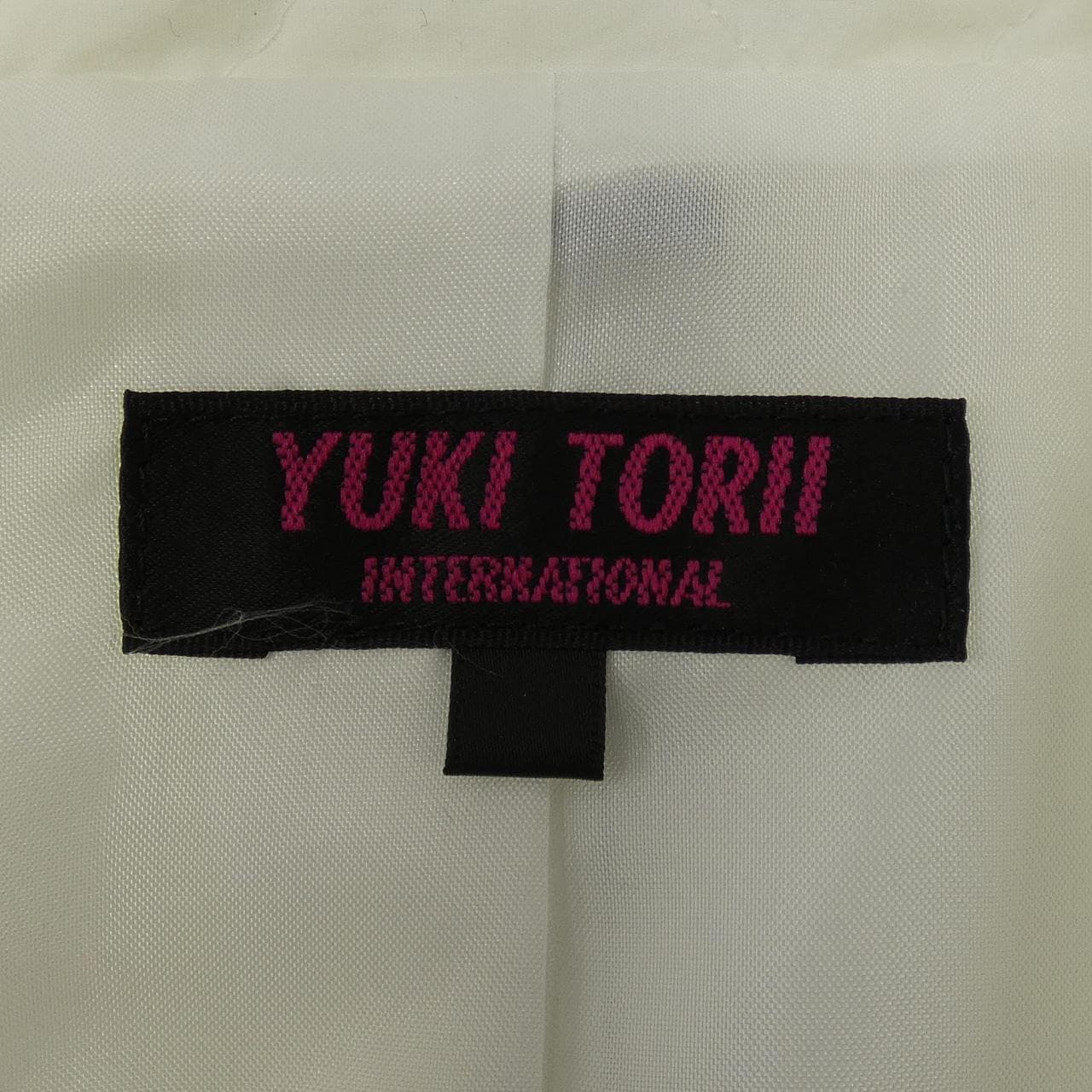 ユキトリイ YUKI TORII ジャケット