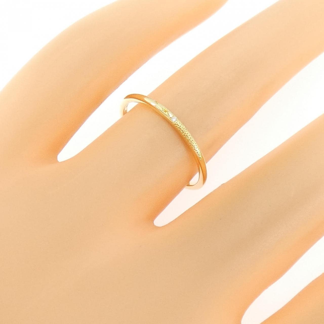 アーカー メテオール リング 0.004CT