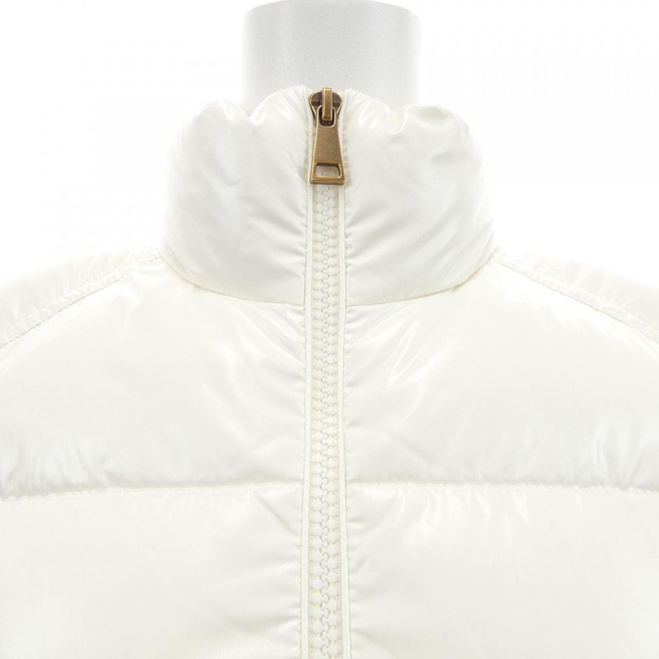 【新品】モンクレール MONCLER 20938G00017 89BG6 ダウンジャケット