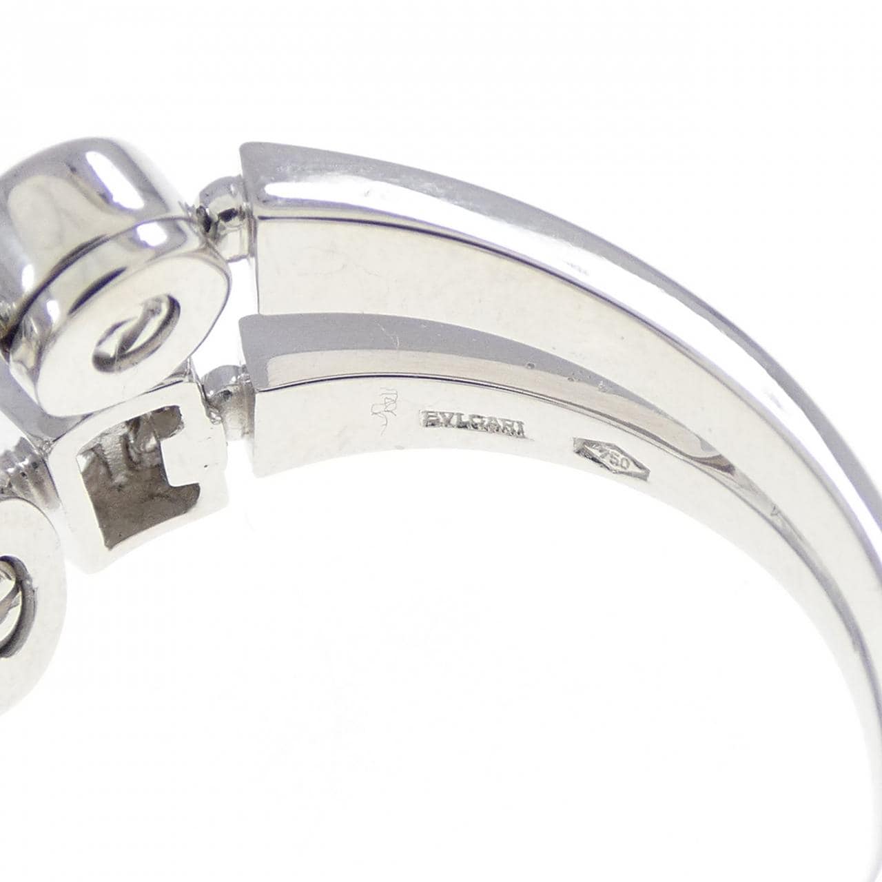 ブルガリ ルチア リング