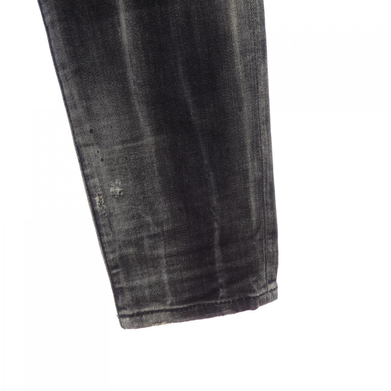 ディースクエアード DSQUARED2 S74LB1035 ジーンズ