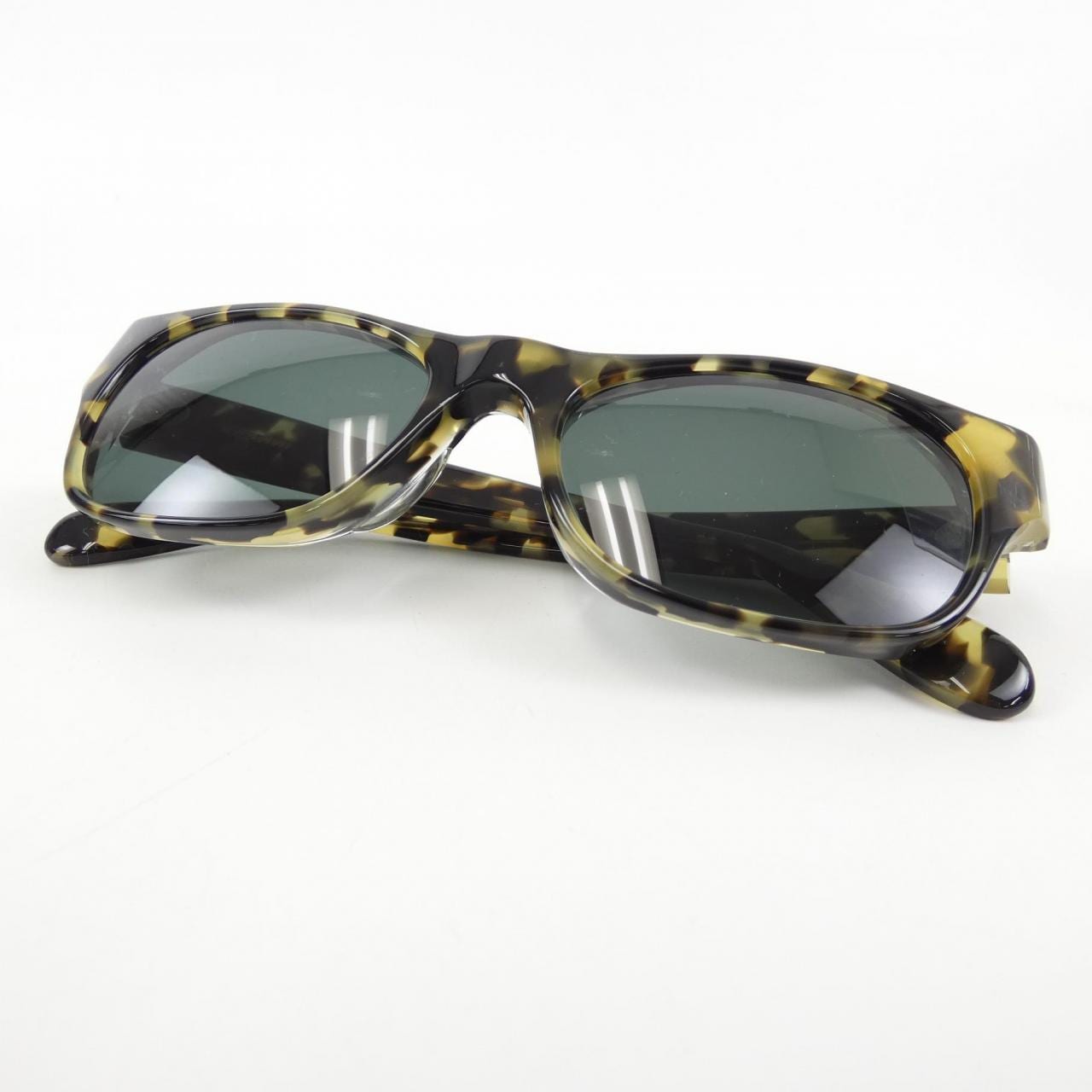 白山眼鏡SUNGLASSES