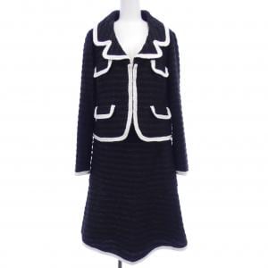 トゥービーシック TO BE CHIC セットアップ