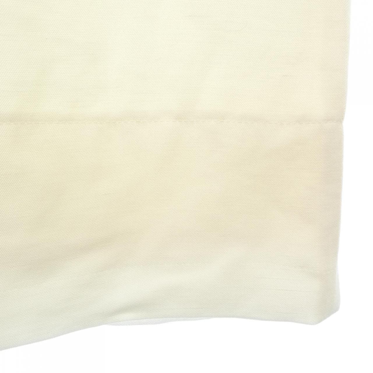 ベイジュ BEIGE. スカート