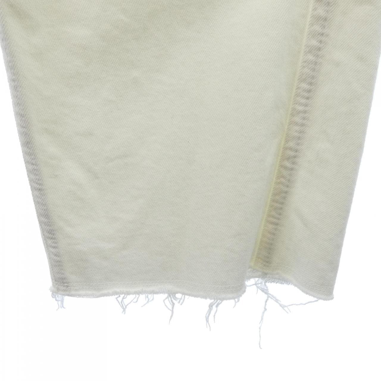 ブルネロクチネリ BRUNELLO CUCINELLI パンツ