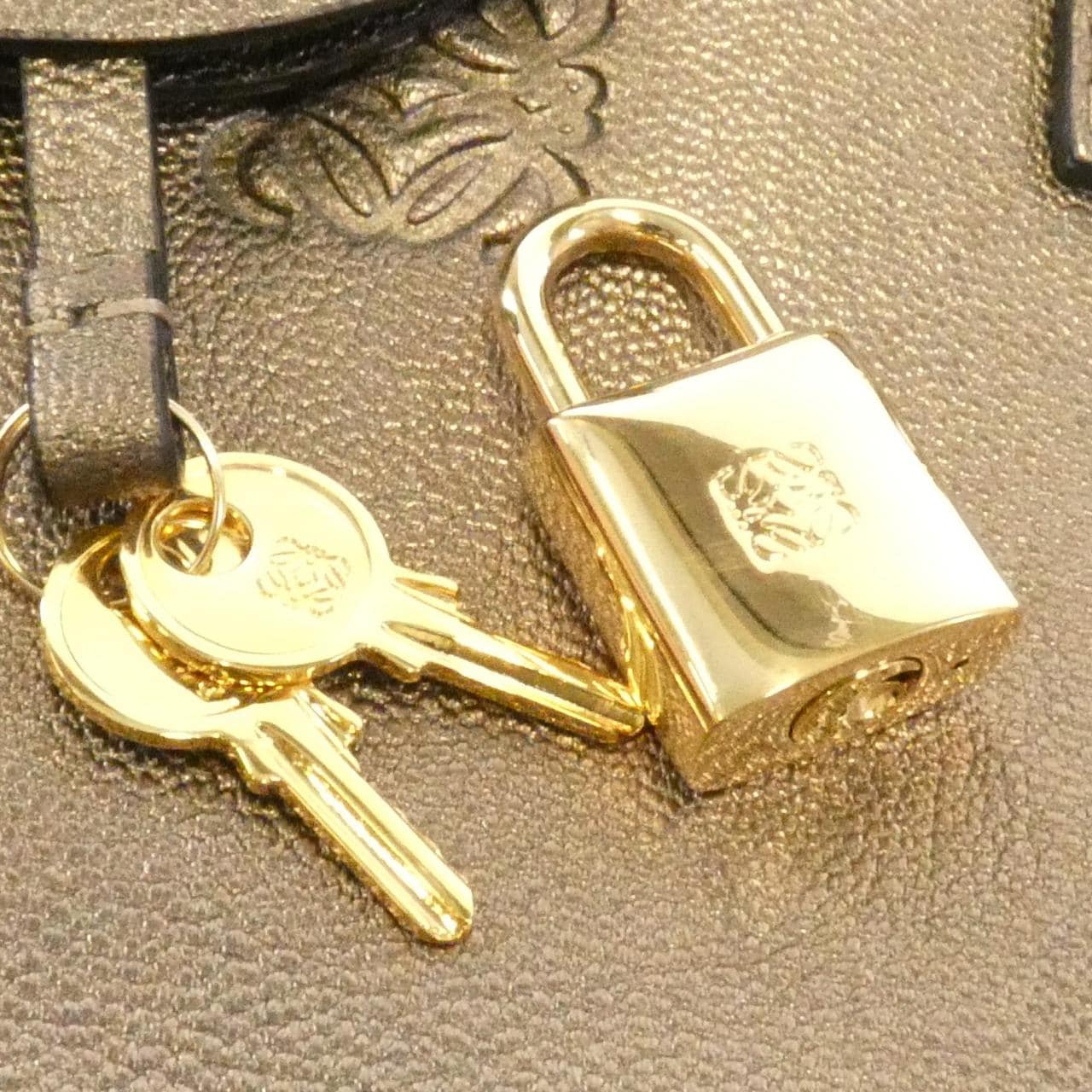 Loewe Amazona 28cm 352 37 A03 Bag