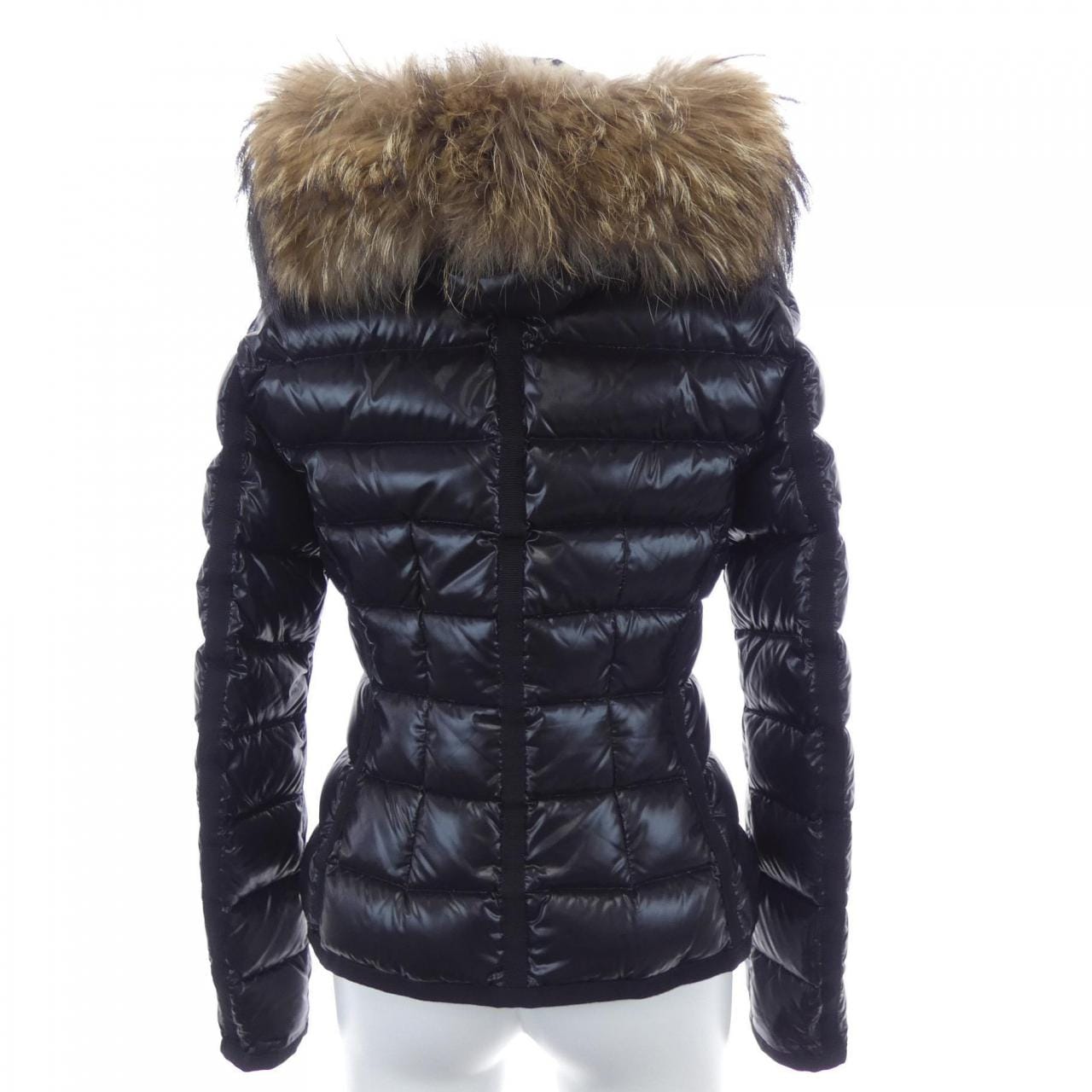 モンクレール MONCLER ARMOISE ダウンジャケット