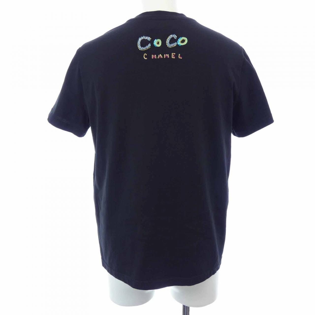 シャネル CHANEL PHARRELL WILLIAMS P61052K46833 Tシャツ