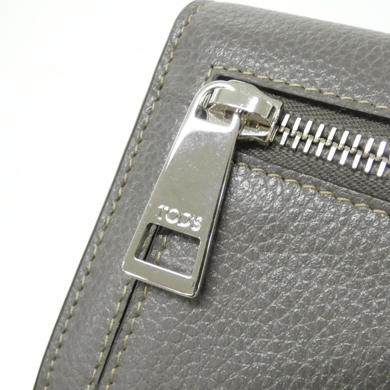 トッズ XAWDBNB0403XSOB400 財布