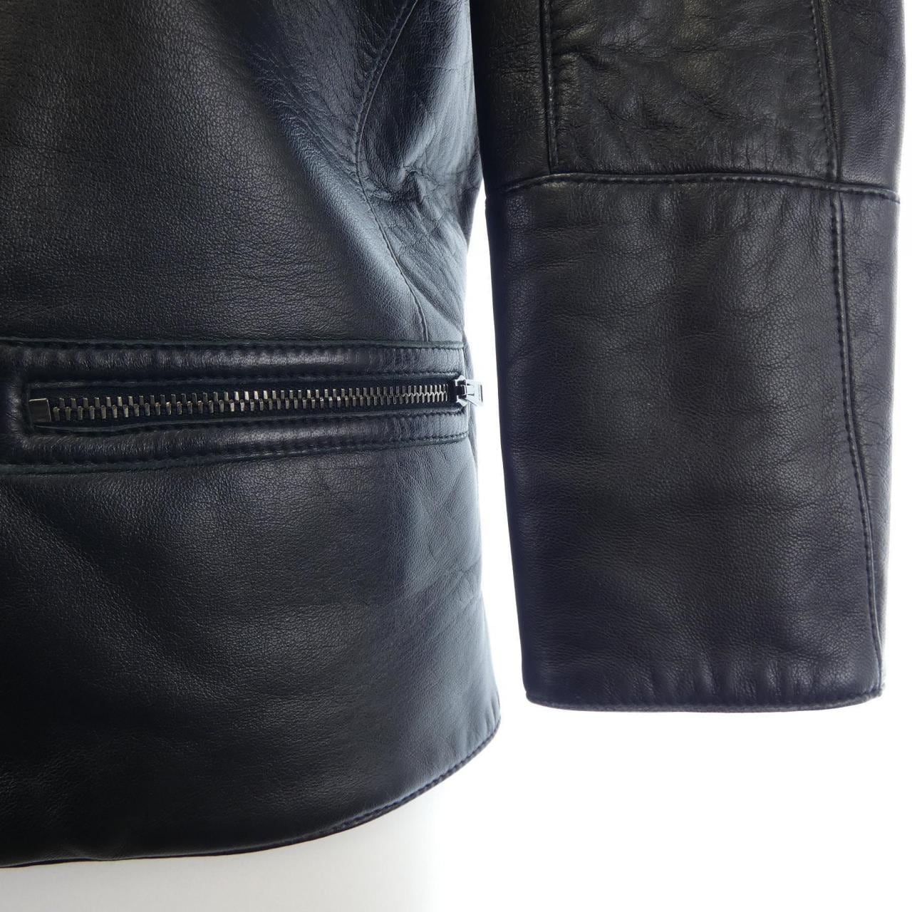 フェンディ FENDI FPJ652 7XT レザージャケット