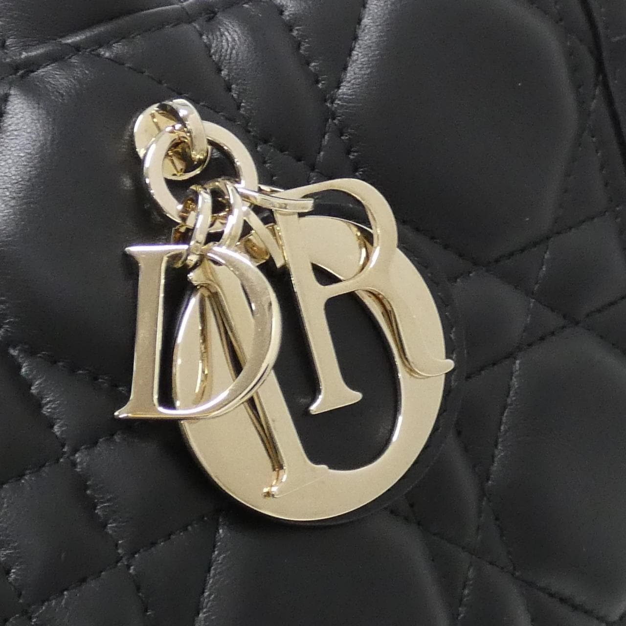 クリスチャンディオール ディオール ブック トート ミディアム M1324OWHP バッグ