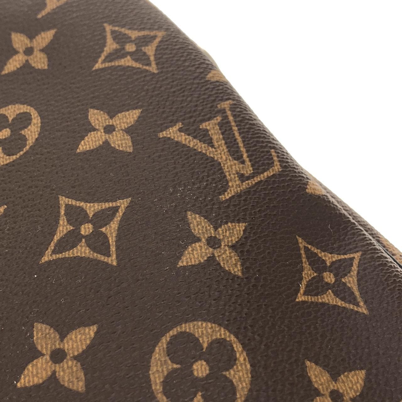 ルイヴィトン モノグラム マカサー ポルト ドキュマン ヴォワヤージュ PM M52005 バッグ