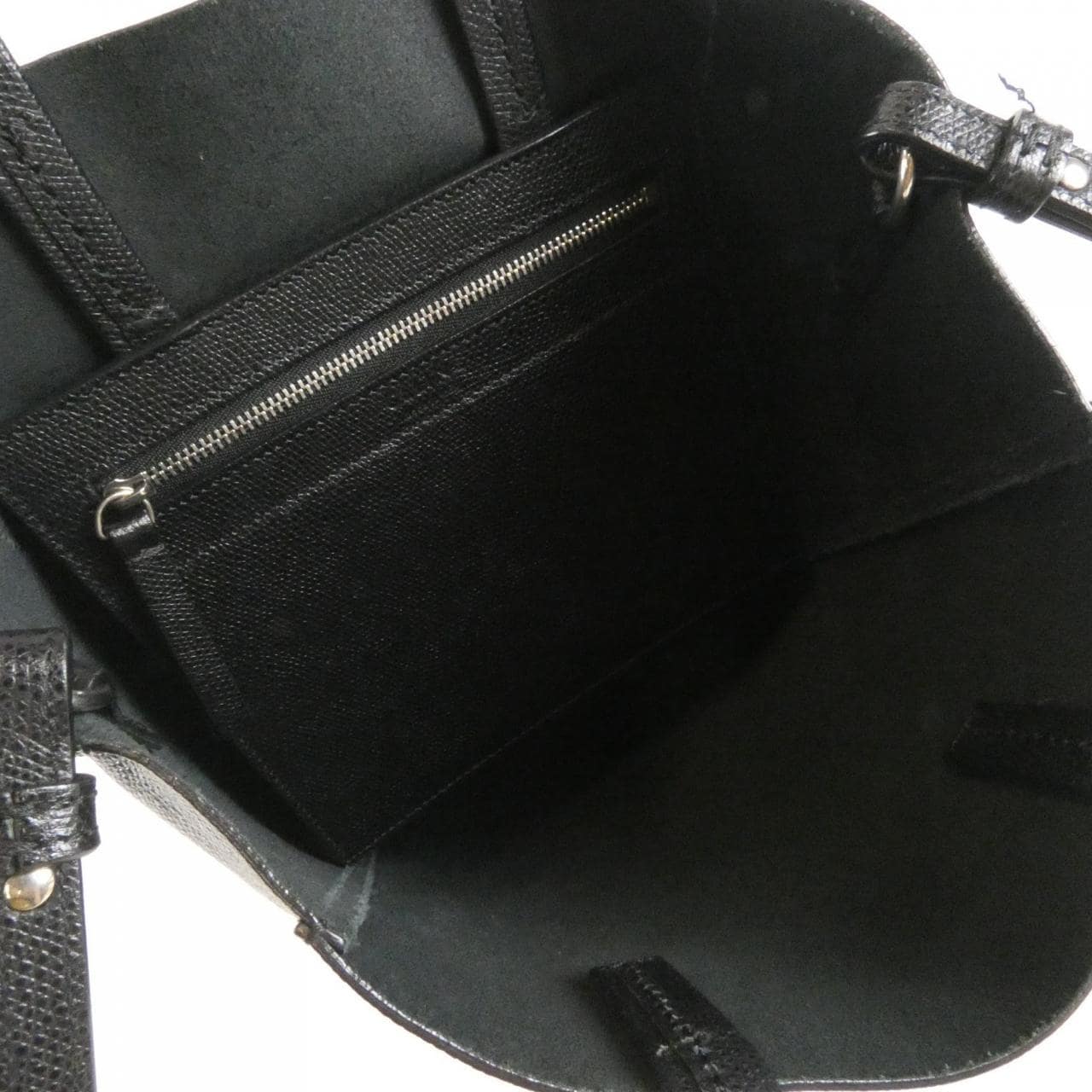 セリーヌ バーティカル カバ スモール 176183XBA バッグ