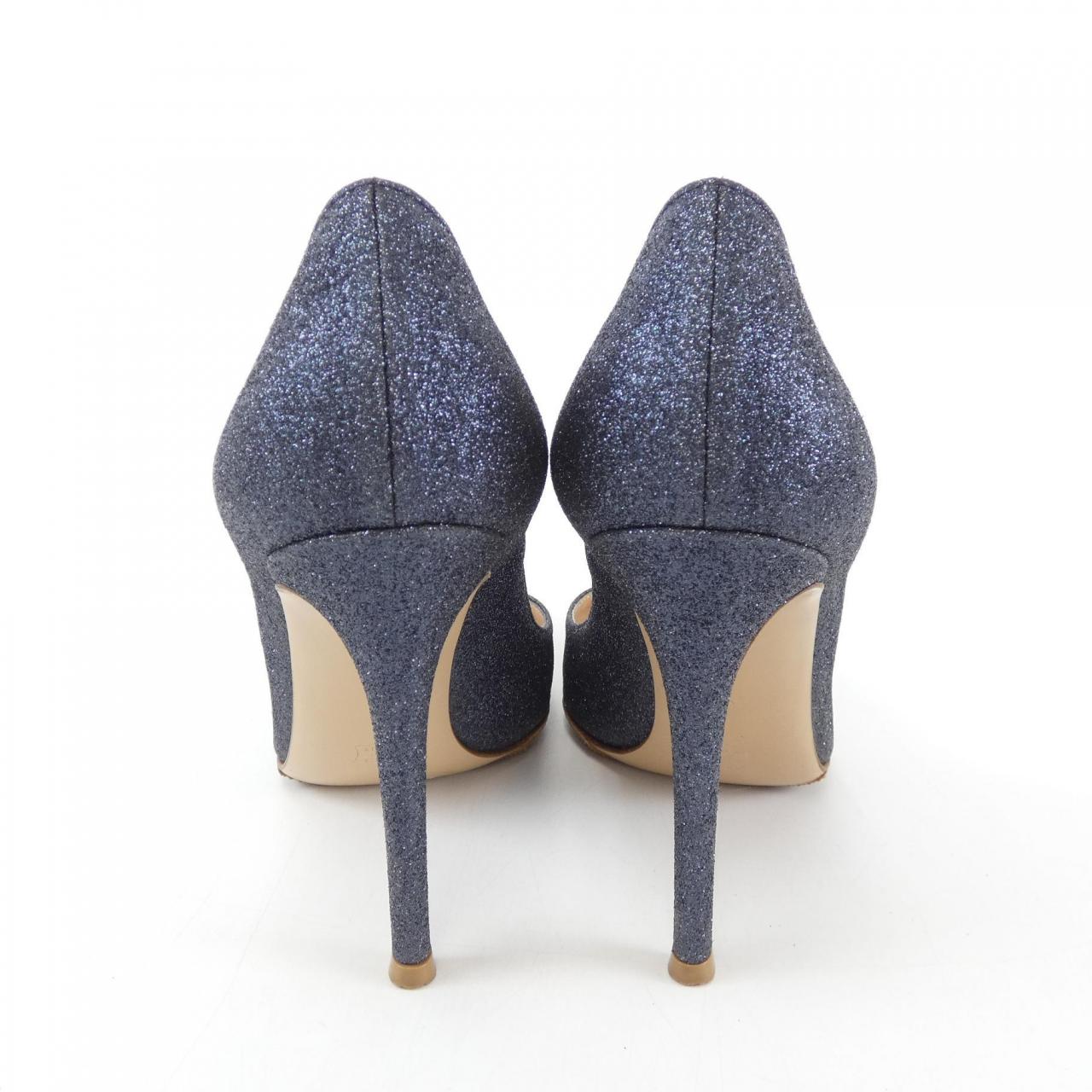 ジャンヴィトロッシ GIANVITO ROSSI パンプス