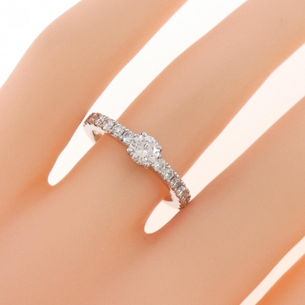 PT900 ダイヤモンド リング 0.307CT E VVS2 VG