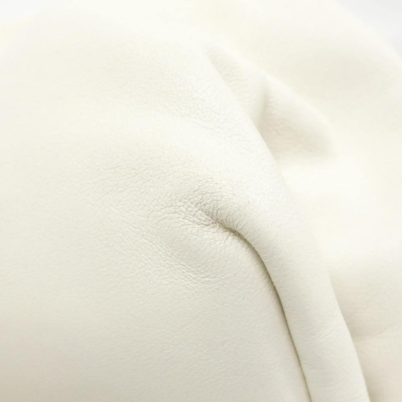 BOTTEGA VENETA 620954 V0050 单肩包