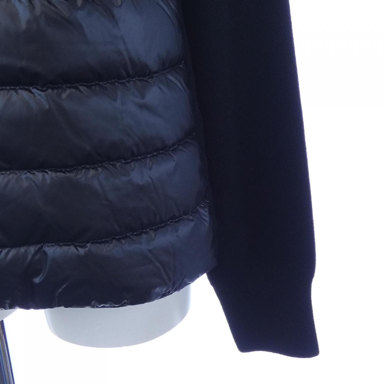 【新品】モンクレール MONCLER K20939B00023 ダウンジャケット