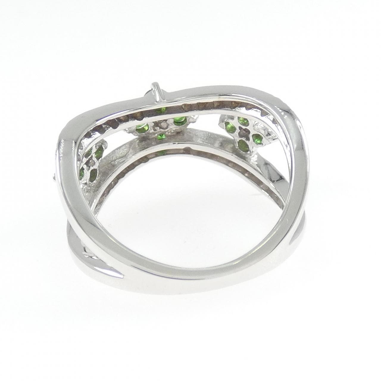 K18WG フラワー グリーンガーネット リング 0.51CT