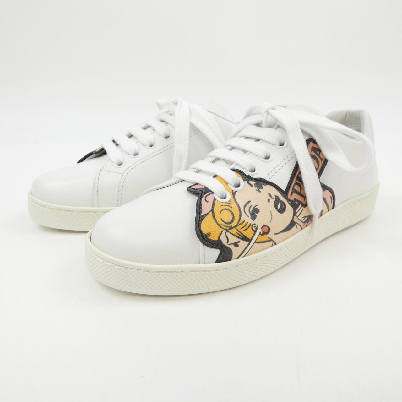 プラダ PRADA スニーカー