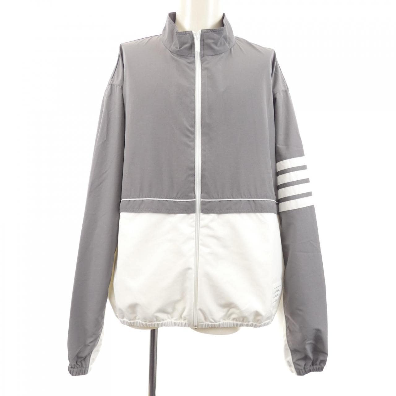 トムブラウン THOM BROWNE MJT512A-08031-035 ジャケット