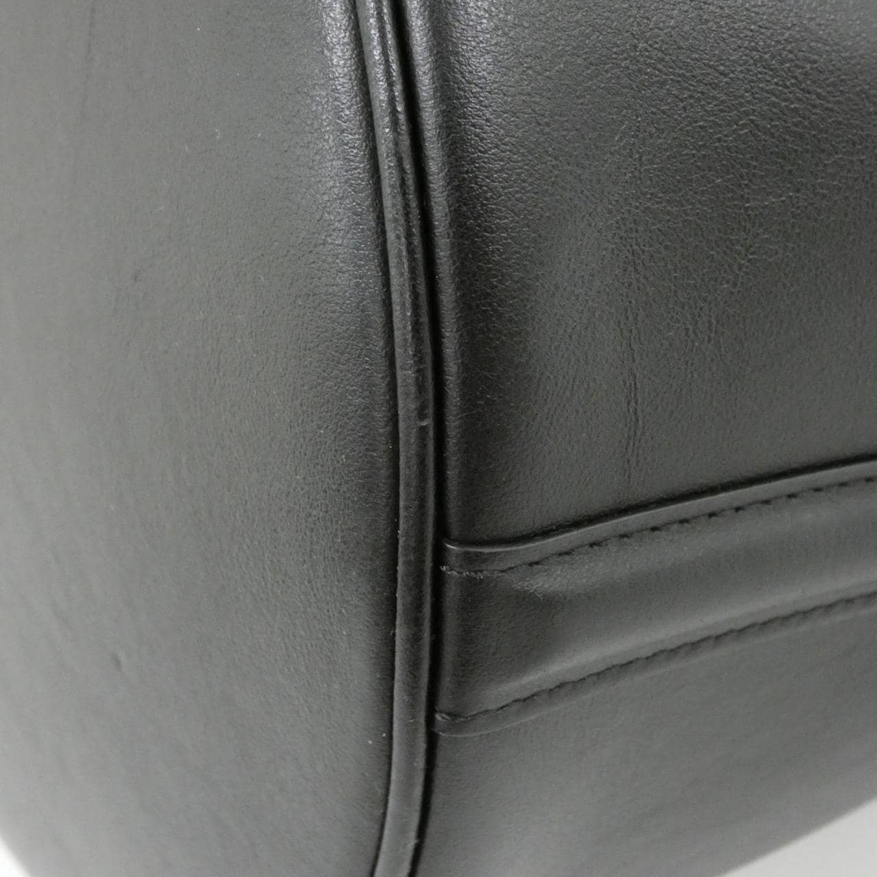 CELINE Bucket 16 195573CR4 Bag