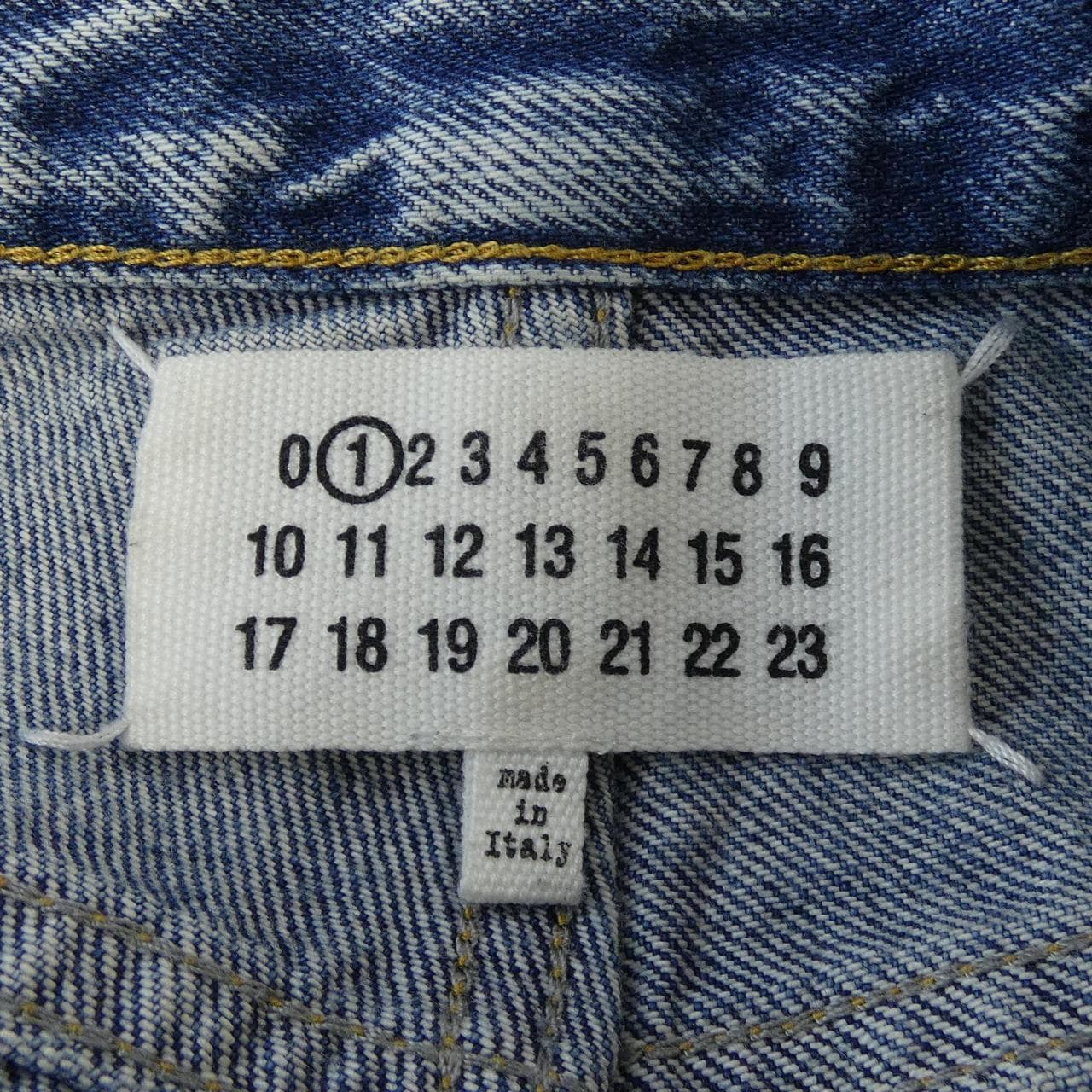 メゾンマルジェラ Maison Margiela ジーンズ