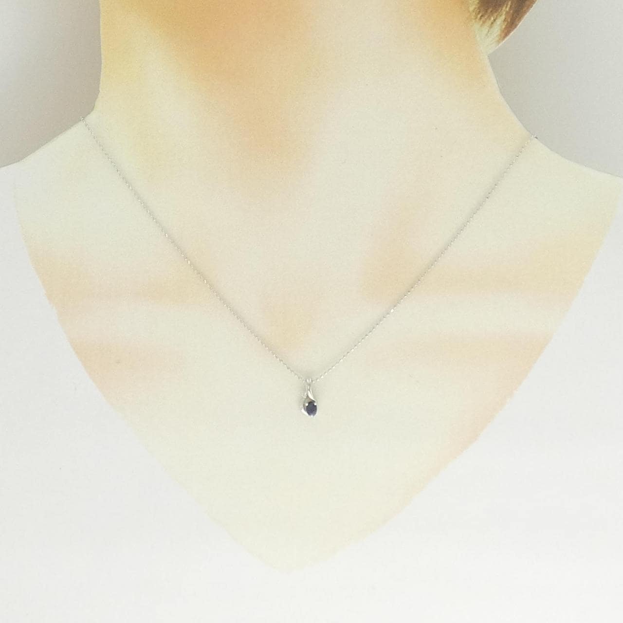 K18WG サファイヤ ネックレス