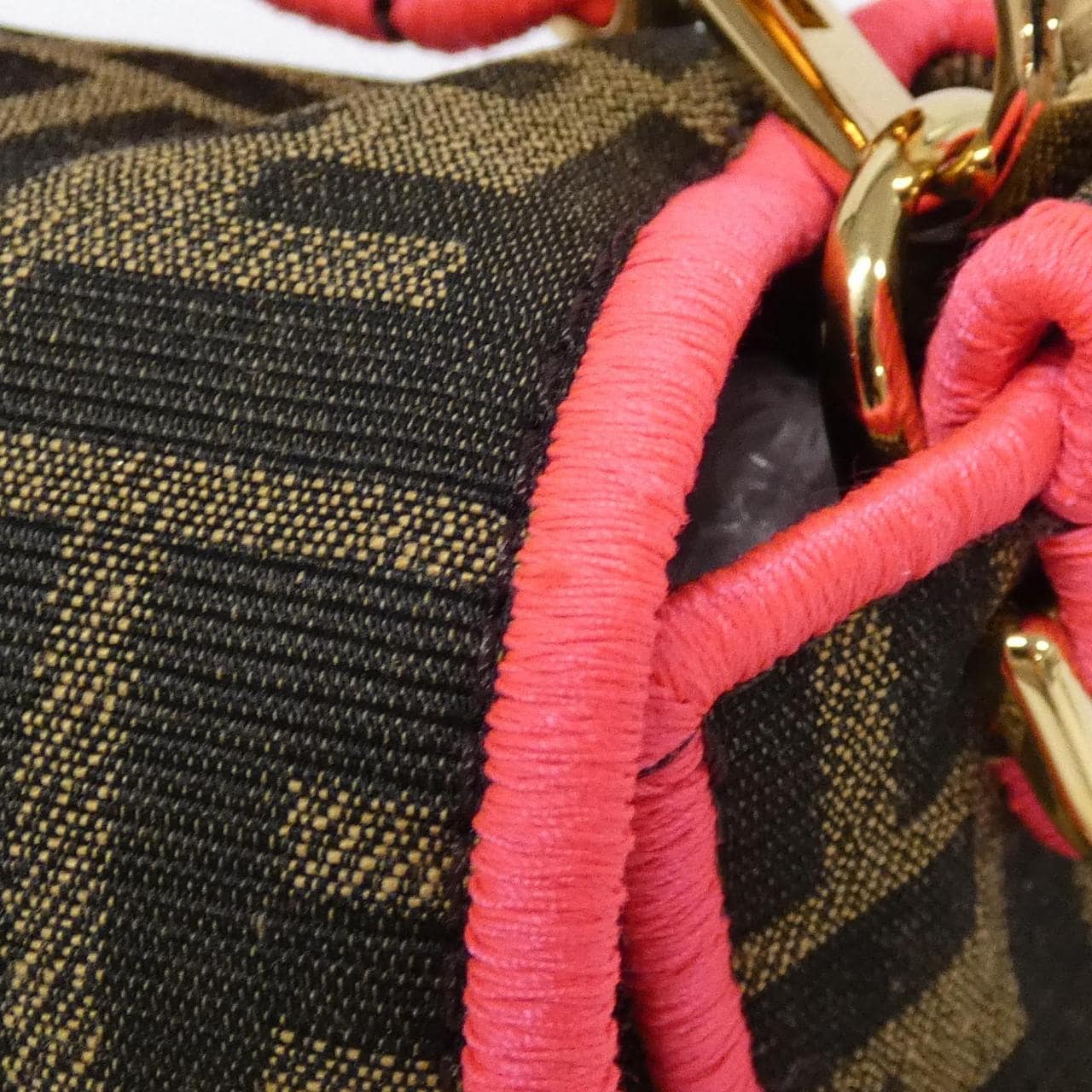 FENDI Baguette 大 8BR771 A6V5 包