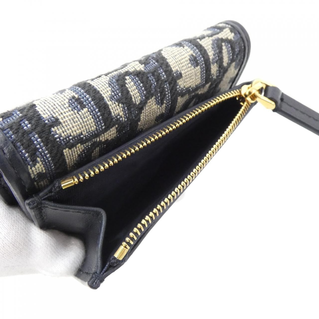 クリスチャンディオール 30 モンテーニュ 財布