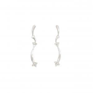 K18WG フラワー ダイヤモンド ピアス 0.14CT