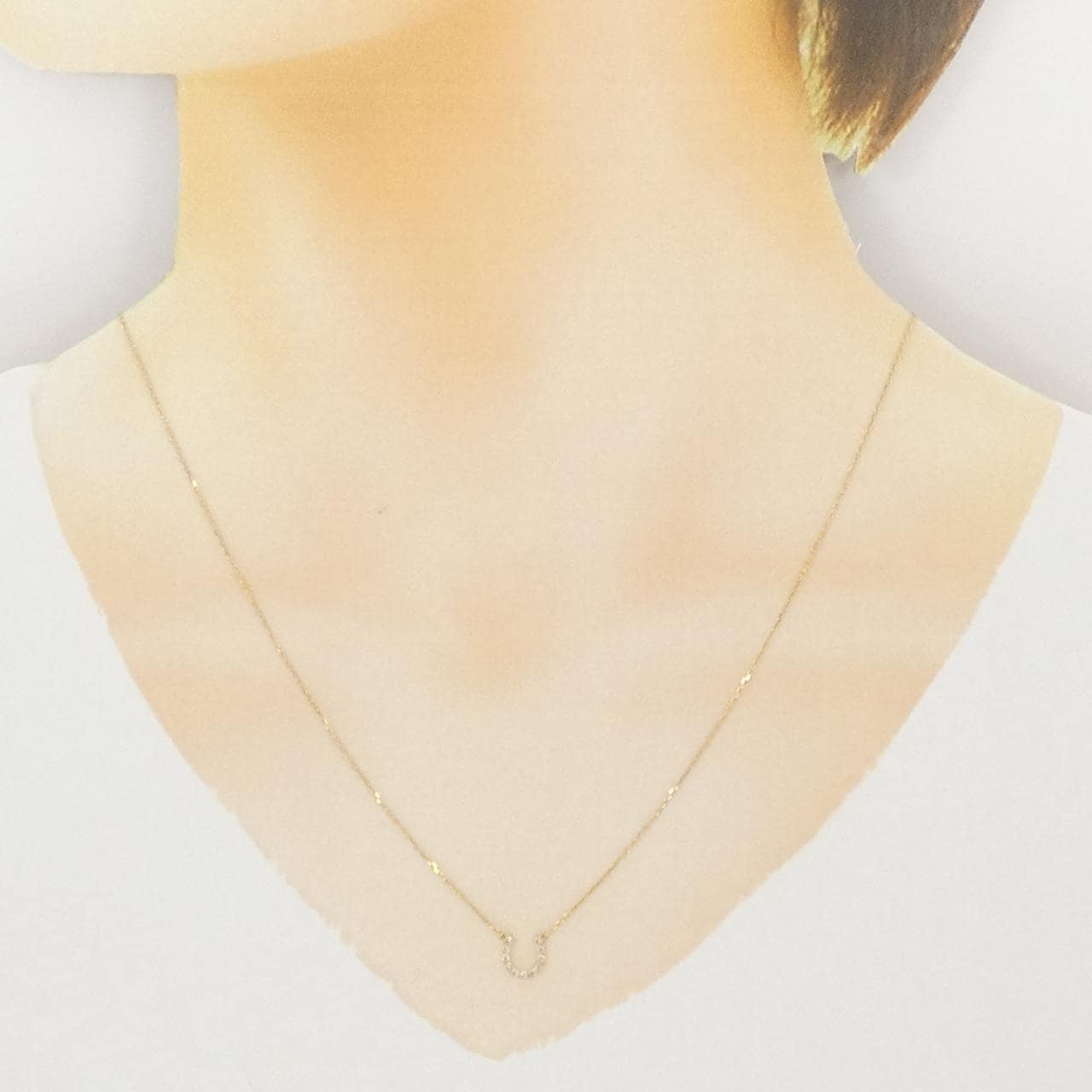 4°C Horseshoe Diamond Necklace