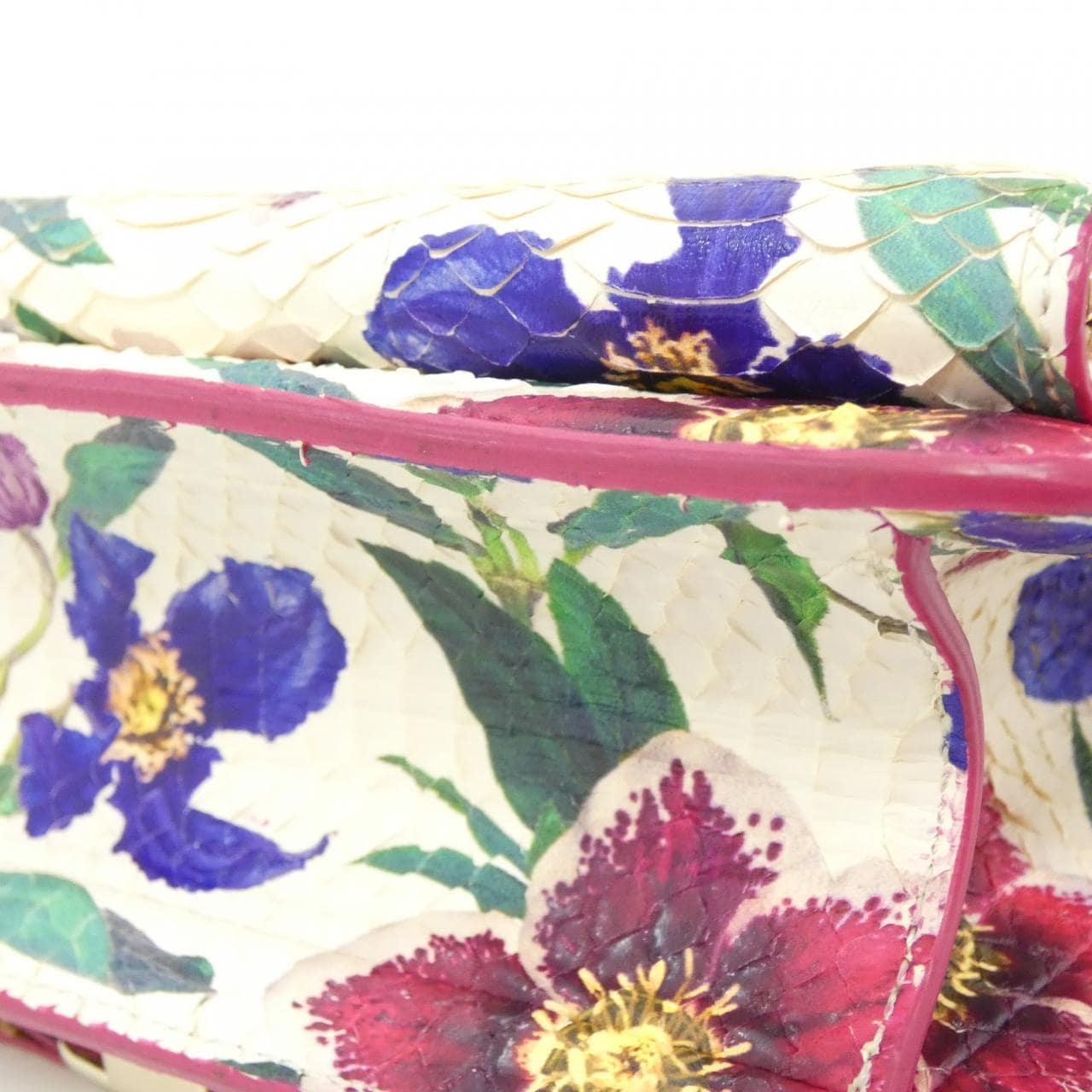 サルヴァトーレフェラガモ 21 G928 ショルダーバッグ