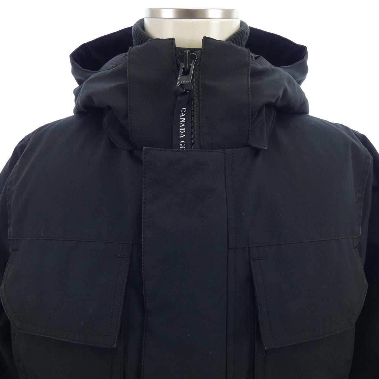 カナダグース CANADA GOOSE ダウンジャケット