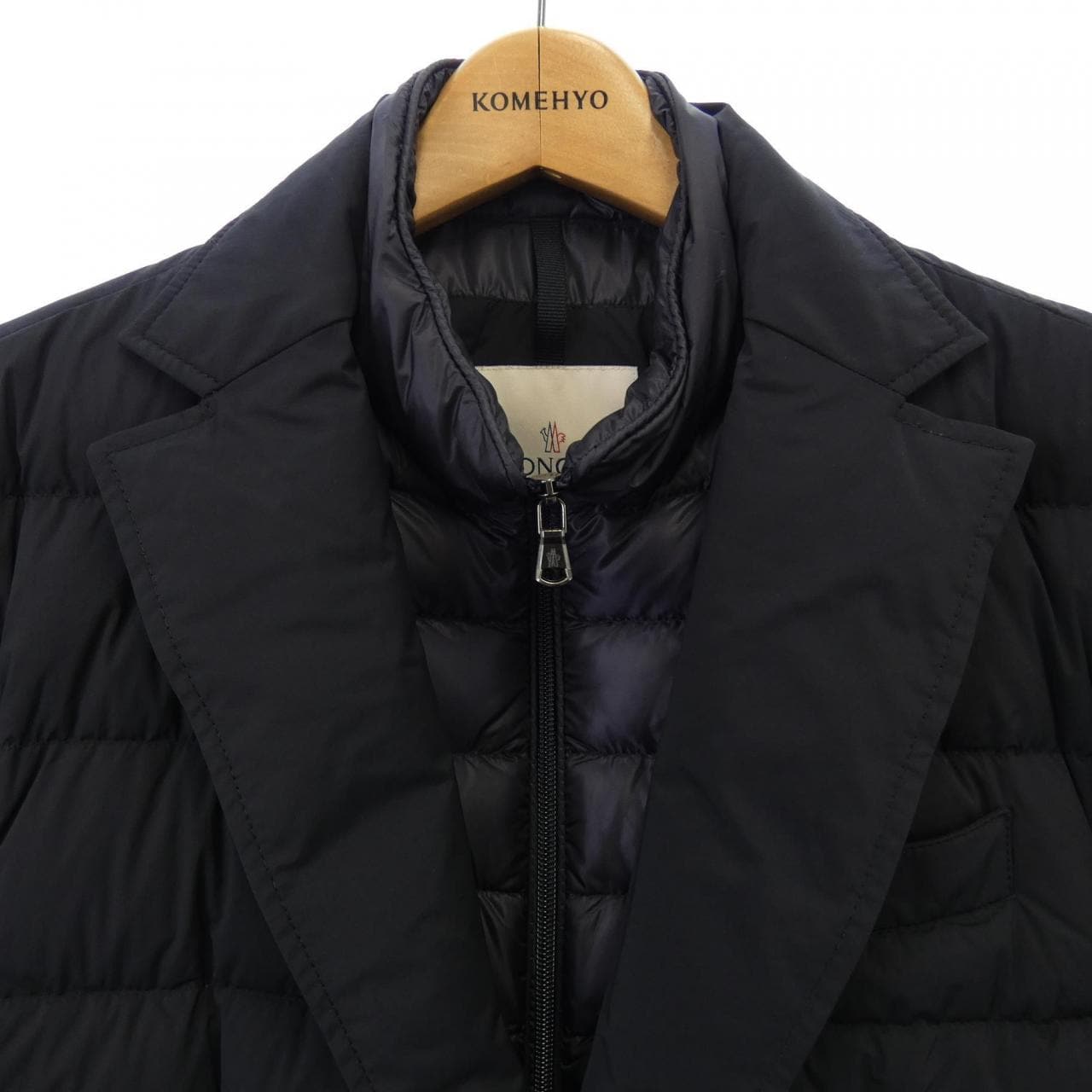モンクレール MONCLER ダウンジャケット