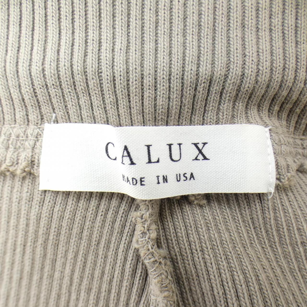CALUX パンツ