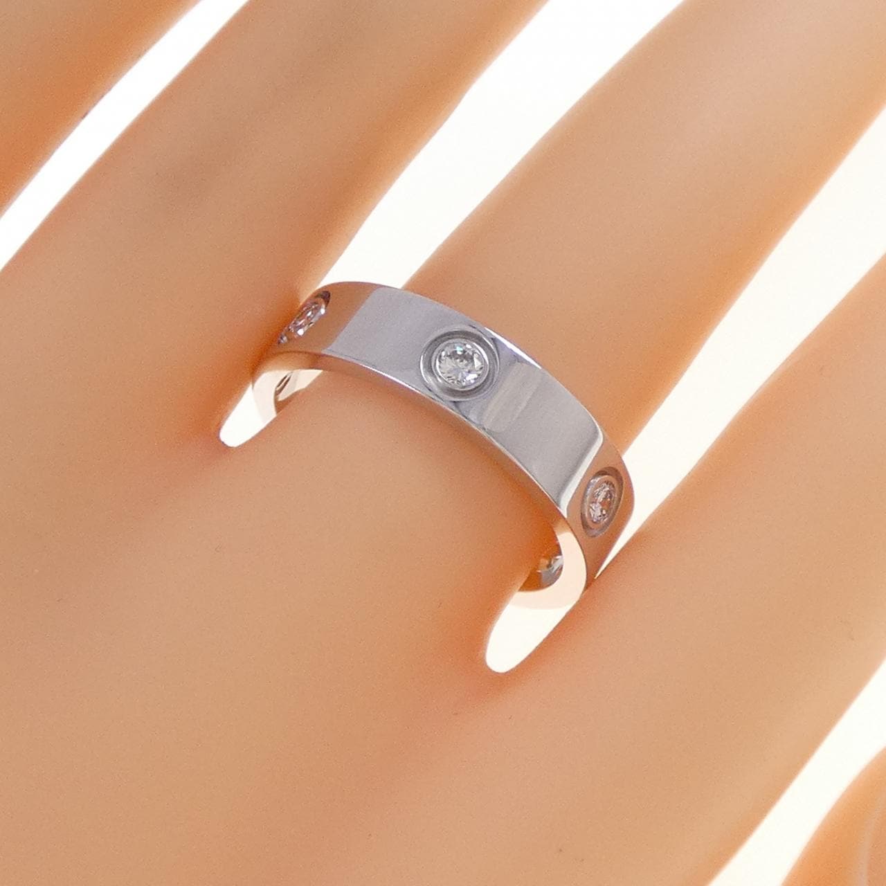 カルティエ ラブ フルダイヤ リング