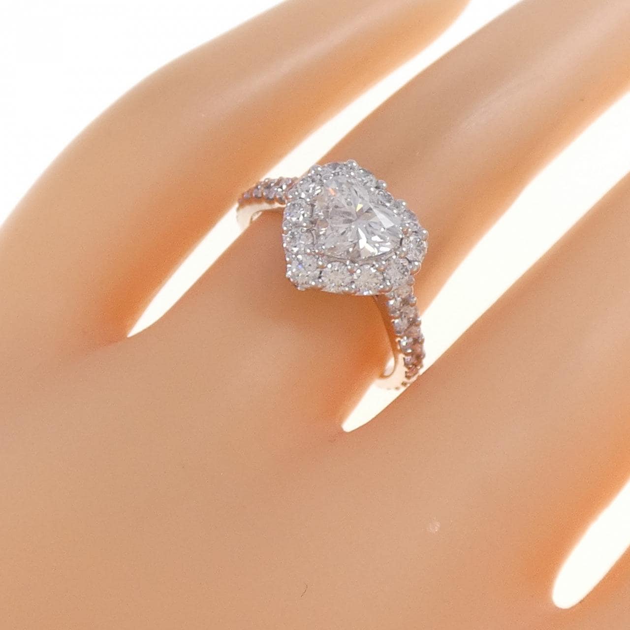 グラフ アイコン リング 0.90CT